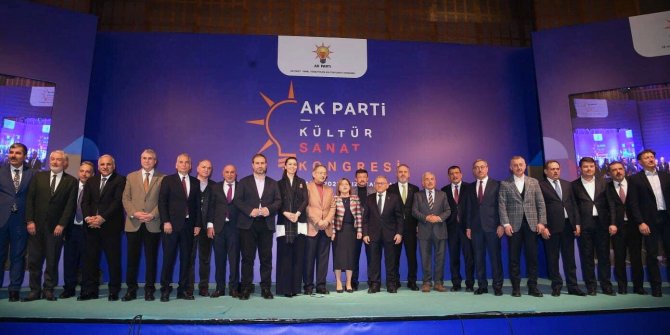 ak-parti-kultur-sanat-kongresinde-kahramanmaras-buyuksehir-belediyesi-en-iyi-uluslararasi-etkinlik-dalinda-odule-layik-goruldu-baskan-gungor-siir-ve-edebiyatin-baskenti-olan-sehrimizde-iki-yildir-duzenle.jpeg