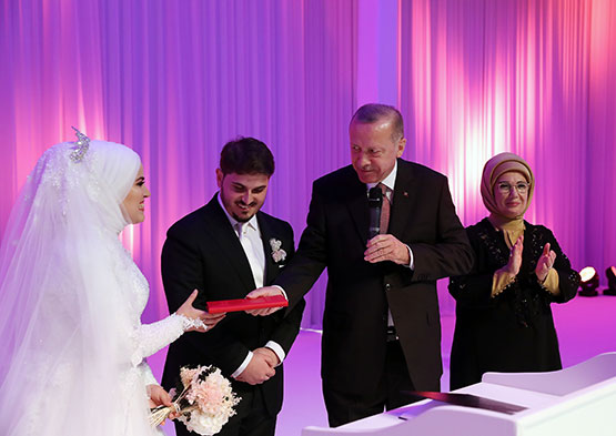 cumhurbaskani-erdogan,-mahir-unal’in-kizinin-nikah-torenine-katildi1.jpg