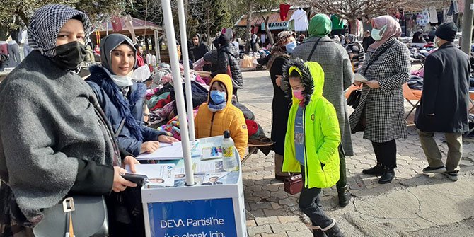 deva-partisi-kahramanmaras-teskilati-calismalarina-devam-ediyor-muhtar-ziyaretleri-ev-ziyaretleri-ve-semt-pazari-etkinliklerine-agirlik-veren-il-teskilati-calismalarina-hiz-verdi.jpg