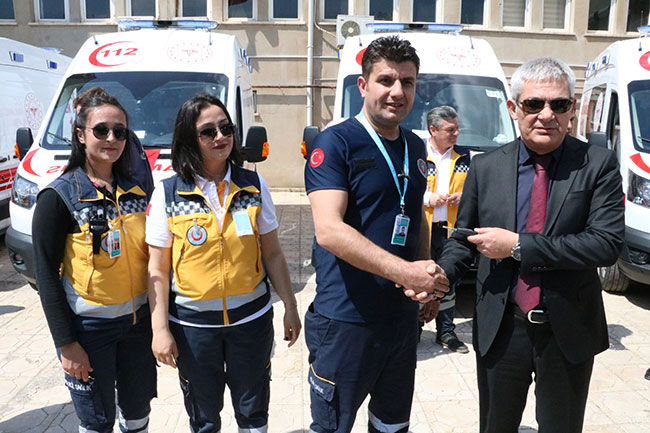 kahramanmaras’a-tam-donanimli-7-ambulans1.jpg