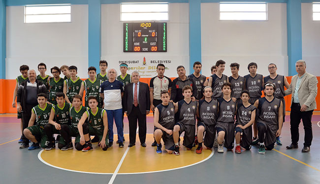 onikisubat-belediyesi-1.-basketbol-turnuvasi-final-heyecani-izleyenleri-buyuledi1.jpg