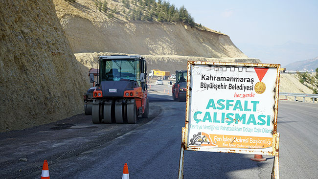 yedikuyular-yolunda-asfalt-basladi2.jpg